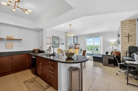 7266 SW 88th Street Miami FL 33156