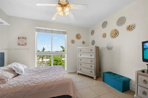7266 SW 88th Street Miami FL 33156
