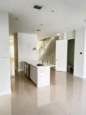 10471 NW 66th Street Doral FL 33178