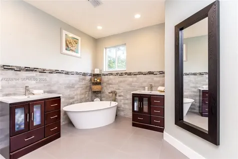 980 Golden Cane Drive Weston FL 33327