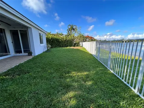 980 Golden Cane Drive Weston FL 33327