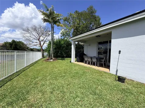 980 Golden Cane Drive Weston FL 33327