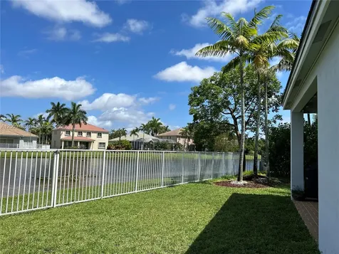 980 Golden Cane Drive Weston FL 33327