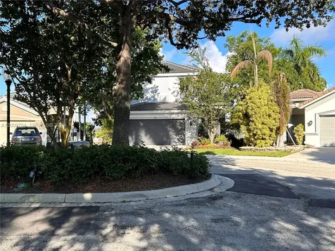 980 Golden Cane Drive Weston FL 33327
