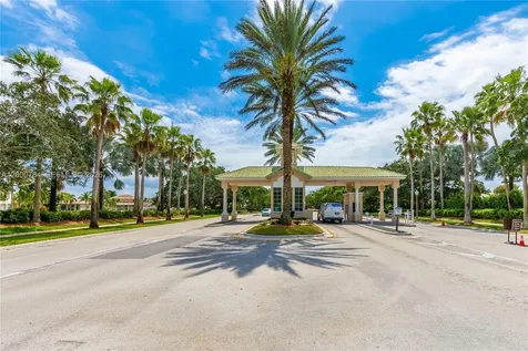 980 Golden Cane Drive Weston FL 33327
