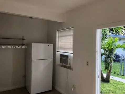 471 SW 10th Street Miami FL 33130