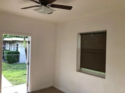 471 SW 10th Street Miami FL 33130