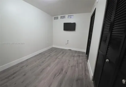 250 Galen Drive Key Biscayne FL 33149
