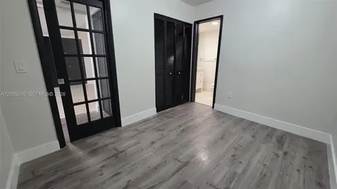 250 Galen Drive Key Biscayne FL 33149