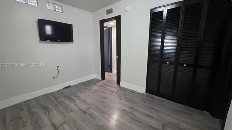 250 Galen Drive Key Biscayne FL 33149