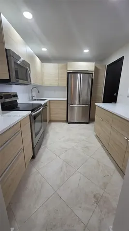 250 Galen Drive Key Biscayne FL 33149