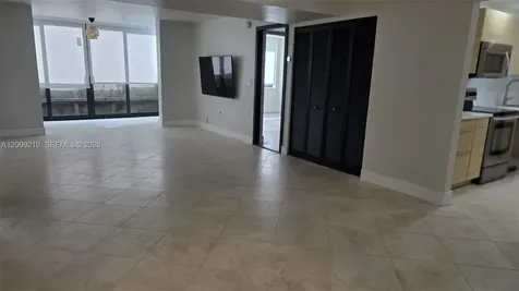 250 Galen Drive Key Biscayne FL 33149
