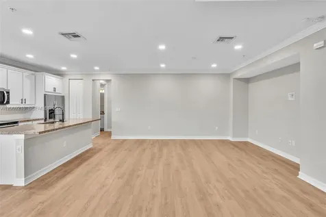 11541 SW 15th Street Pembroke Pines FL 33025