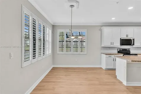 11541 SW 15th Street Pembroke Pines FL 33025
