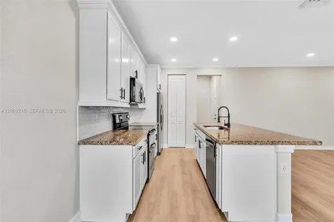 11541 SW 15th Street Pembroke Pines FL 33025