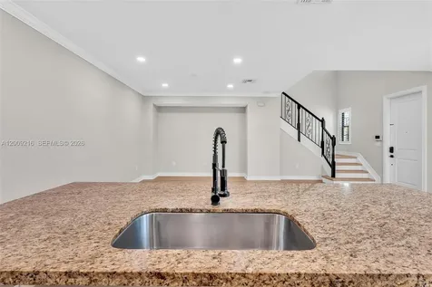 11541 SW 15th Street Pembroke Pines FL 33025