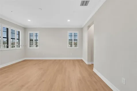 11541 SW 15th Street Pembroke Pines FL 33025