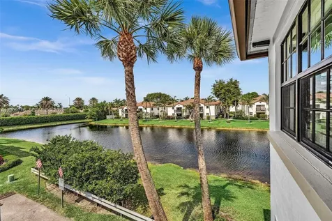 11541 SW 15th Street Pembroke Pines FL 33025