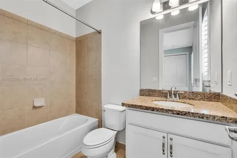 11541 SW 15th Street Pembroke Pines FL 33025