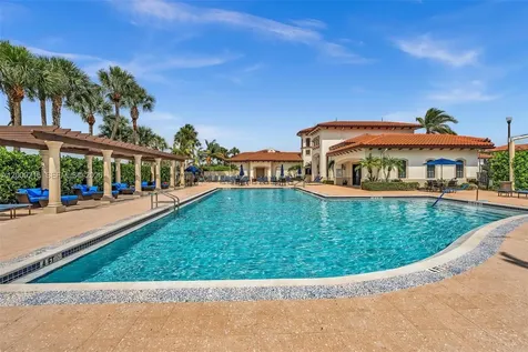 11541 SW 15th Street Pembroke Pines FL 33025