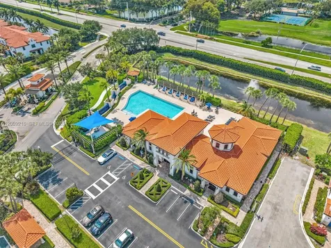 11541 SW 15th Street Pembroke Pines FL 33025
