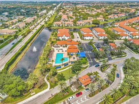 11541 SW 15th Street Pembroke Pines FL 33025