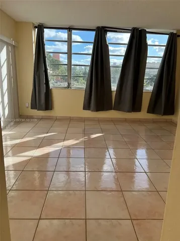 1770 NE 191st Street Miami FL 33179