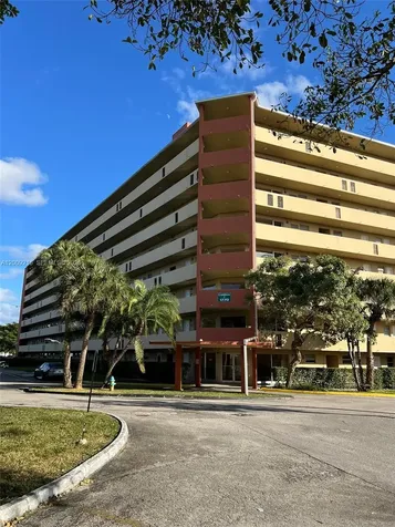1770 NE 191st Street Miami FL 33179