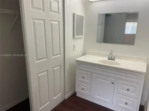 819 NE 199th Street Miami FL 33179