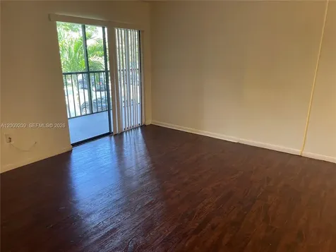 819 NE 199th Street Miami FL 33179