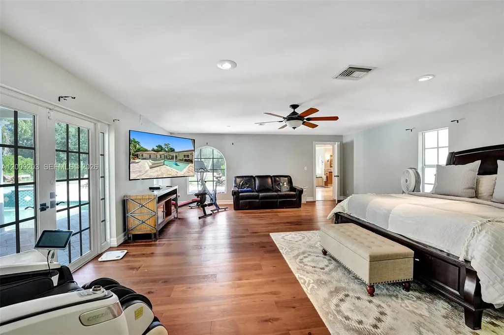22180 Woodset Lane Boca Raton FL 33428
