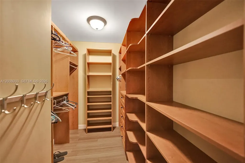 22180 Woodset Lane Boca Raton FL 33428