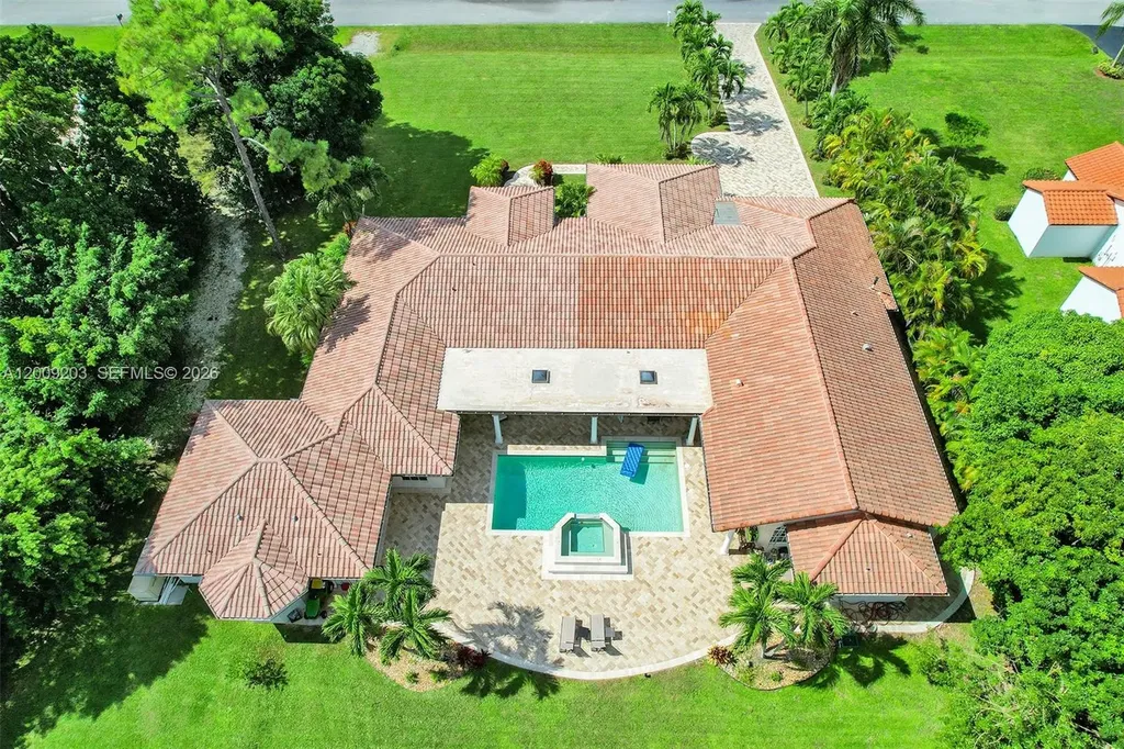 22180 Woodset Lane Boca Raton FL 33428