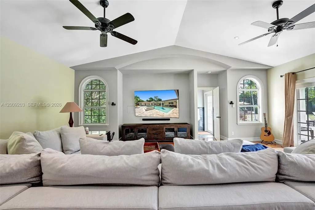 22180 Woodset Lane Boca Raton FL 33428