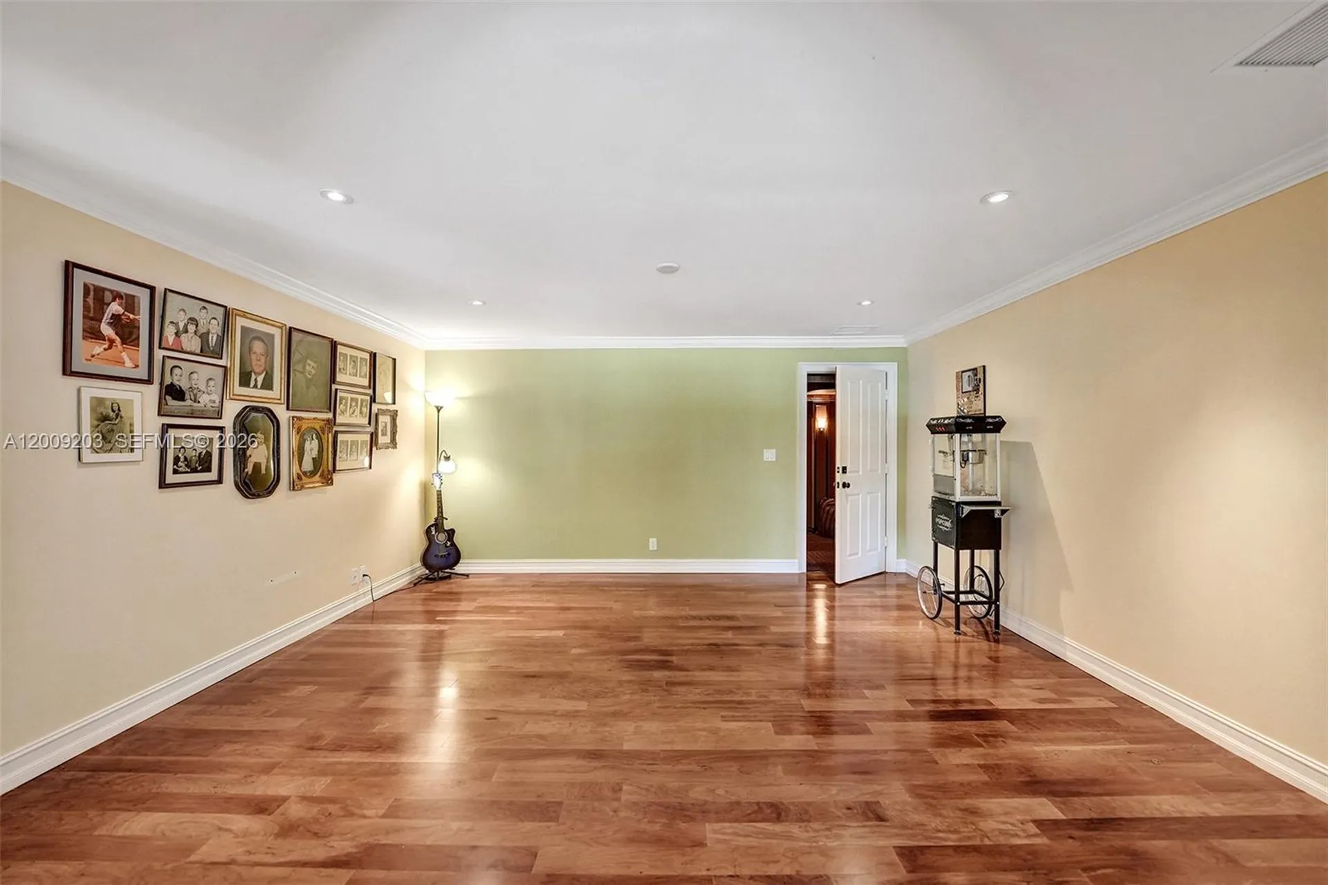 22180 Woodset Lane Boca Raton FL 33428