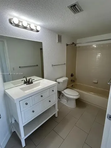 1002 Belmont Lane North Lauderdale FL 33068