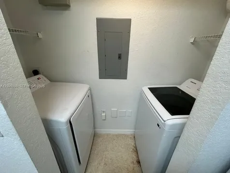 1002 Belmont Lane North Lauderdale FL 33068