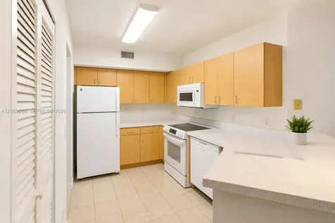 1002 Belmont Lane North Lauderdale FL 33068
