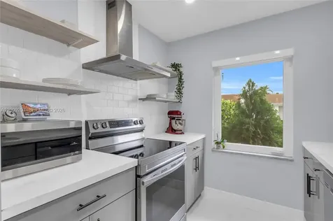 13756 SW 54th Terrace Miami FL 33175