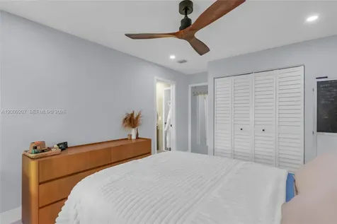 13756 SW 54th Terrace Miami FL 33175