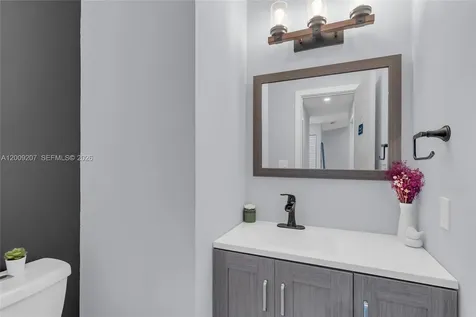 13756 SW 54th Terrace Miami FL 33175