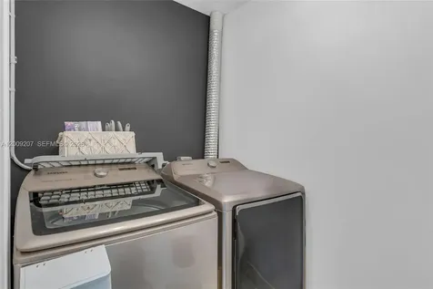 13756 SW 54th Terrace Miami FL 33175