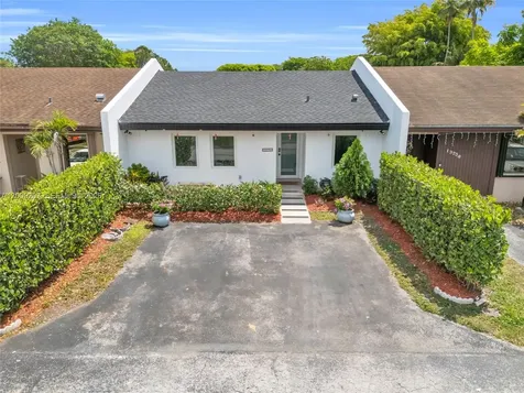 13756 SW 54th Terrace Miami FL 33175