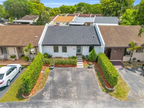 13756 SW 54th Terrace Miami FL 33175