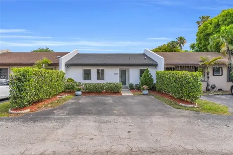 13756 SW 54th Terrace Miami FL 33175