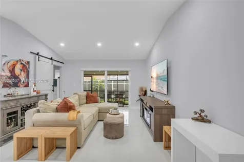 13756 SW 54th Terrace Miami FL 33175