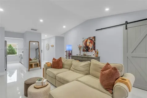 13756 SW 54th Terrace Miami FL 33175