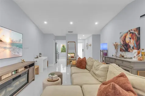13756 SW 54th Terrace Miami FL 33175