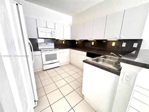 4435 SW 160th Avenue Miramar FL 33027