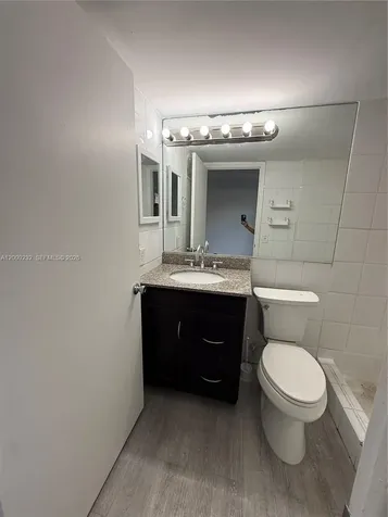 15687 SW 85th Terrace Miami FL 33193